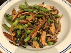 -弄堂里·寻味杭州(湖滨银泰in77C区店)