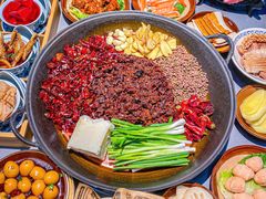 -周小明火锅(黑金冠社区店)