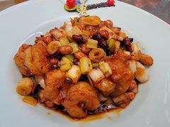 -铜锣湾·有麝自然香(重庆新天地店)