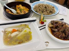 -五谷芳乳鸽王(海景店)