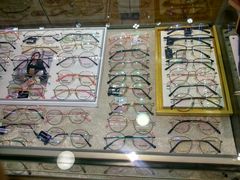 -广州宝岛眼镜武汉和光眼镜市场西区店