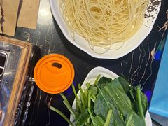 麻辣肚锅-火枪手串吧·鹤岗小串涮肚(亦庄店)
