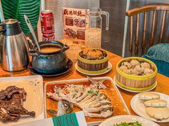 -莲餐厅·湖北菜·潜江小龙虾店(愚园路店)