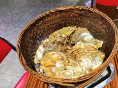 -蚝堡海鲜·威海菜·海肠捞饭·烧烤·亚洲吃蚝公司(幸福门店)