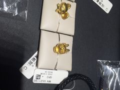 -周生生(旺角新世纪广场店)