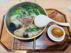 嬢嬢跷脚牛肉粉-小满手工粉(上海月星环球港店)