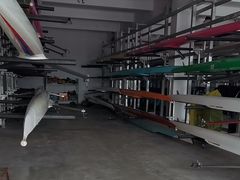 -网球和水上运动业余体校