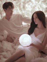 -至臻微拉婚纱摄影