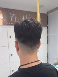 -镁连社·美联社