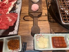 -明洞阿姨·韩式酱蟹烤肉·创意料理(三元桥店)