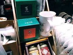 -茶颜悦色(金茂览秀城LG层外街店)