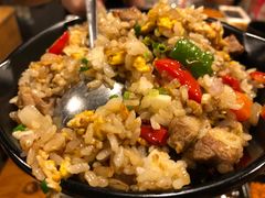 -炙忧烤肉屋(中国铁建广场店)