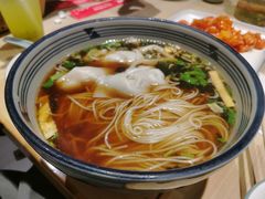 鲜虾馄饨面-弄堂小笼包(天津南开大悦城店)