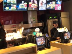 -麦当劳(新王府井店)