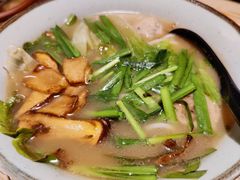 野生菌米线-缘生态云南菜·野生菌庭院餐厅(华侨城店)