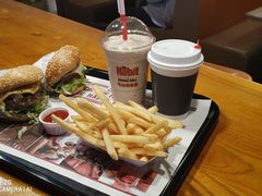 -The Habit Burger Grill 哈比特汉堡(复兴soho店)