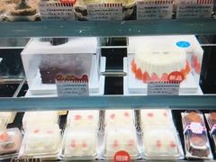 -红宝石·鲜奶小方·海派西点房(控江店)