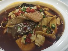 -红高粱大酒店(宁山东路店)