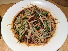 银芽炒鳝丝-荣小馆(杭州大厦店)