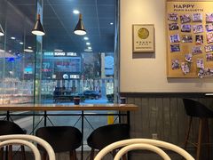 -巴黎贝甜(大宁国际商业广场店)