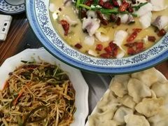 -九妹农家大铁锅东北菜(江湾店)