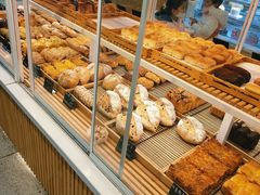 -焙丽拾光(麦凯乐直营店)