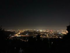 -鬼笑石后山停车场
