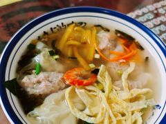 -长人馄饨铺(解放街店)