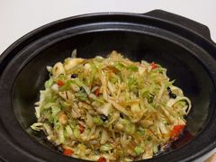 包菜粉丝煲-三兴饭店