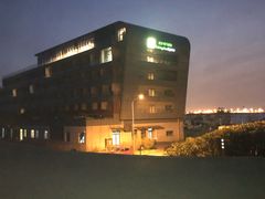 -上海南汇嘴大堤酒店
