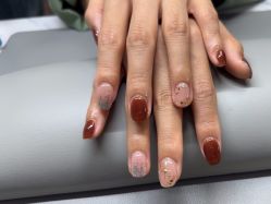-小黑瓶美甲美睫