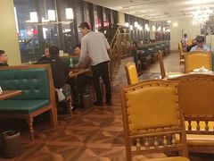 大堂-新海渔港·胶东海鲜家常菜·家宴(奥体中心店)