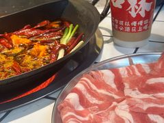 -巴卤社老火锅(财富店)