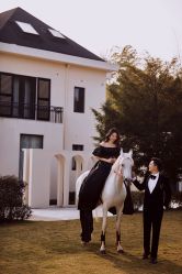 点击看大图 -至臻微拉婚纱摄影