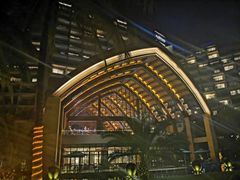 -三亚湾海居铂尔曼度假酒店