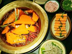 -王婆乔鲜鱼自助火锅(蜀汉路店)
