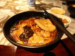 面筋浇头里的面筋-功德林(南京西路店)