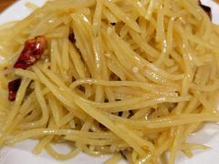 酸辣土豆丝-雅仕聚酒馆