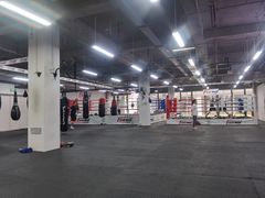 -FIGHTMAN格斗俱乐部(长宁临空店)