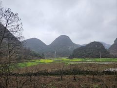 -高荡千年布依古寨旅游景区