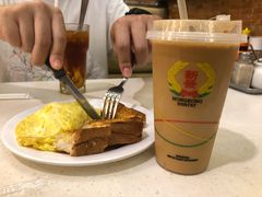 -香港新发烧腊茶餐厅(水围店)