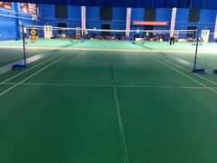 -中地华冠羽毛球俱乐部
