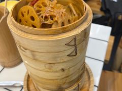 -卤校长重庆火锅(恒隆广场店)
