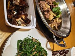 -大众跷脚牛肉馆·非遗传承单位(峨眉山店)