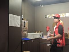 -三头牛·潮汕牛肉生蚝火锅 (夏湾店)