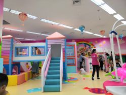 -孩子王童乐园(连云港万达店)