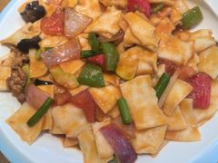 -伊京轩兰州牛肉面(闹市口店)