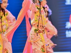 -艺熠舞蹈口才主持表演艺术中心(爱琴海校区)