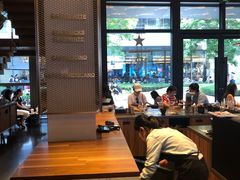 大堂-星巴克臻选(深圳万象天地旗舰店)
