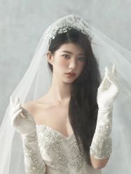 -雪中彩影婚纱摄影·微光艺术中心